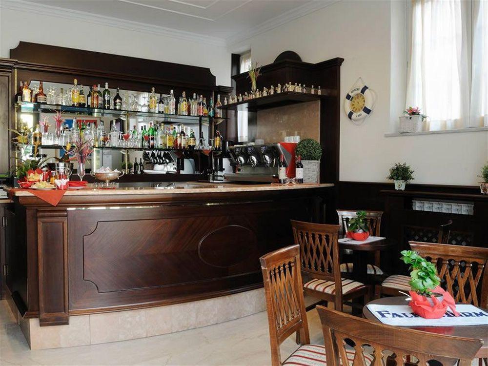 Hotel Riviera Varazze Esterno foto