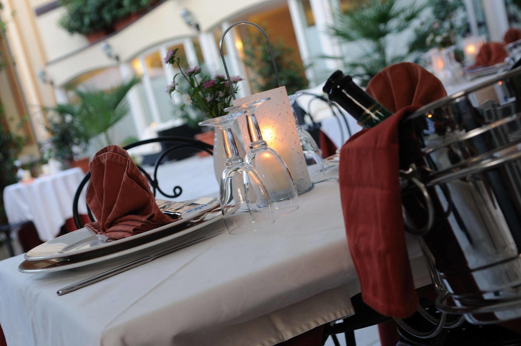 Hotel Riviera Varazze Esterno foto