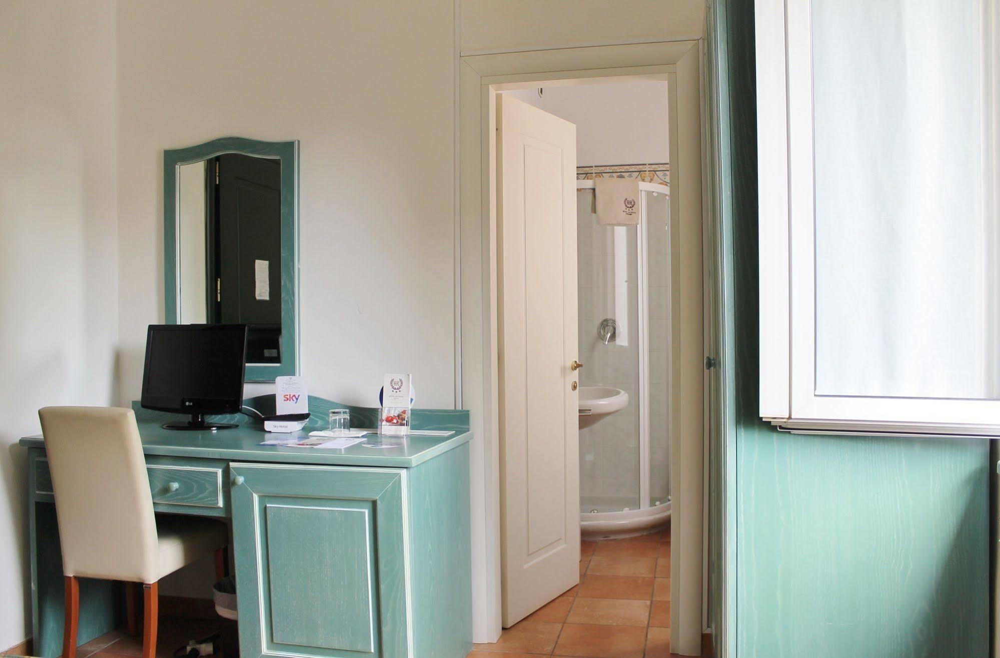 Hotel Riviera Varazze Esterno foto